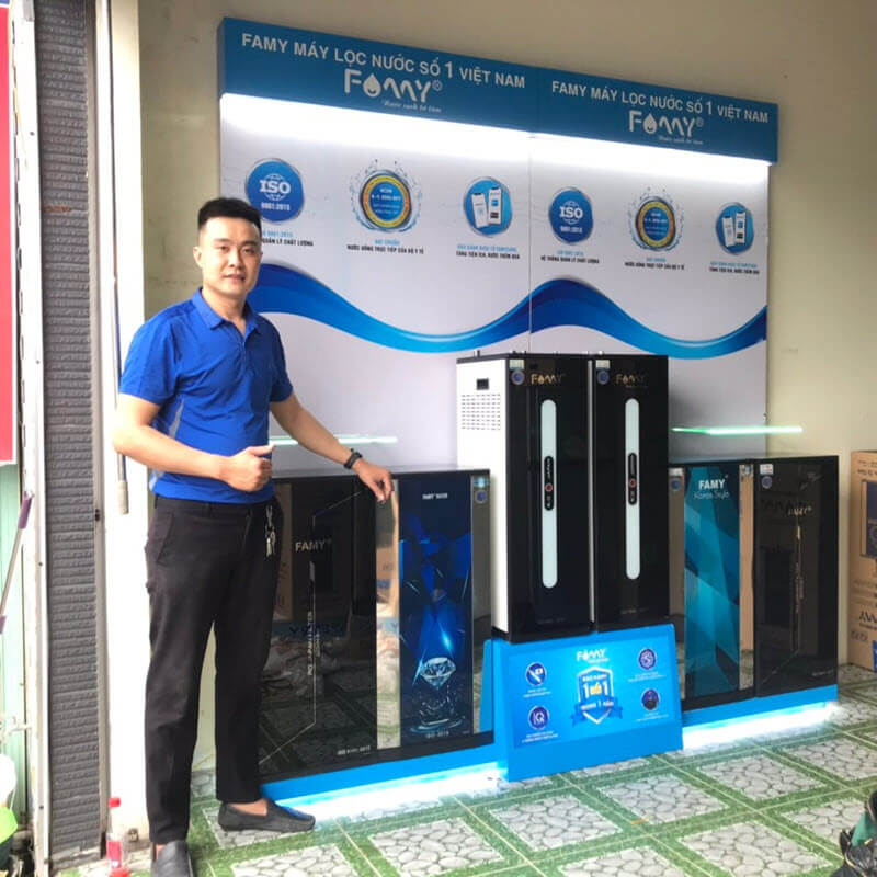 Giá kệ trưng bày sản phẩm Famy